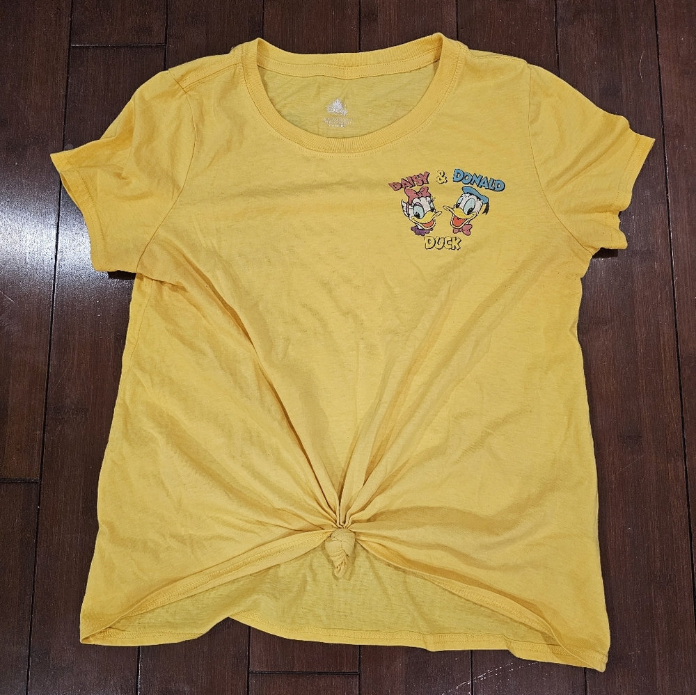 Disney Parks Donald and Daisy T-Shirt Size Small